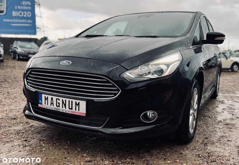 Ford S-Max - 32