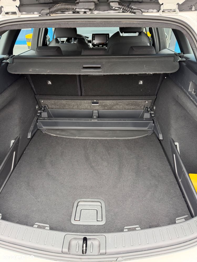 Toyota Corolla 1.8 Comfort - 19