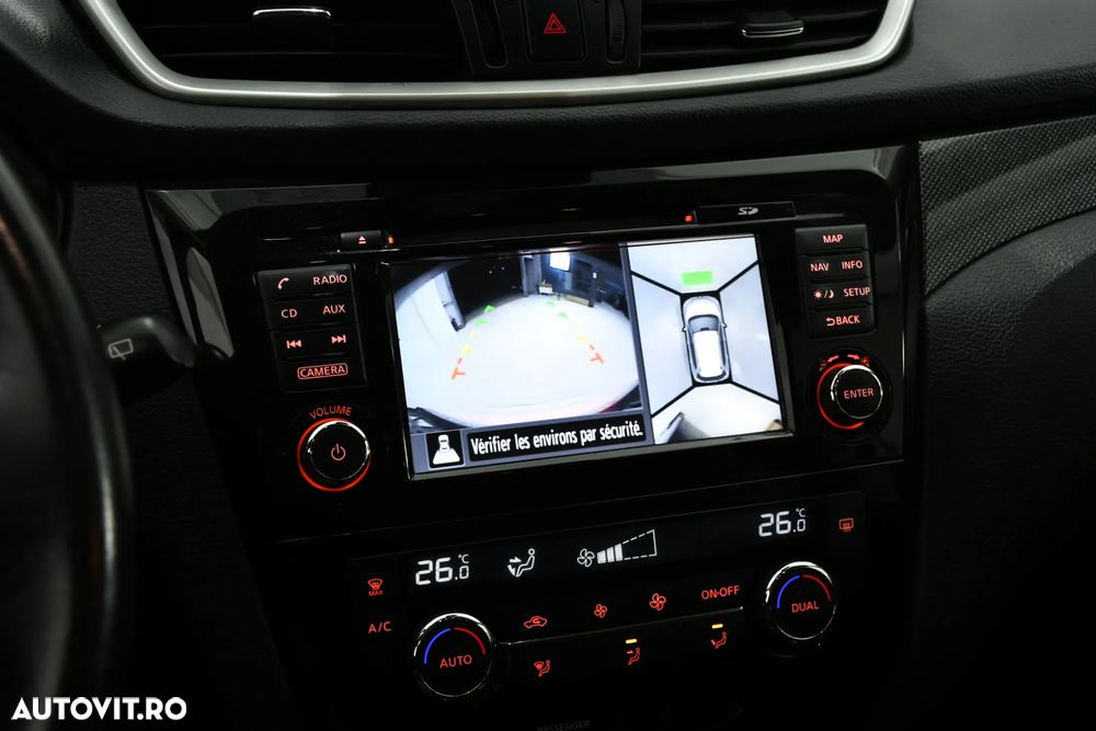 Nissan X-Trail 1.6 dCi N-Connecta - 9