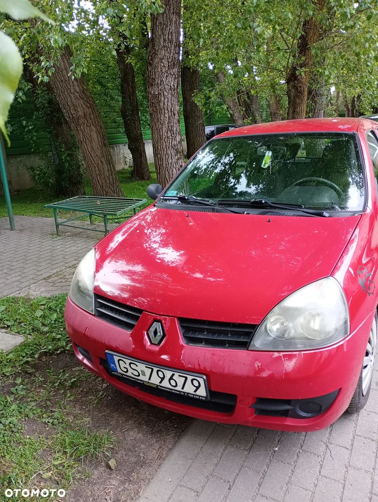 Renault Clio - 1