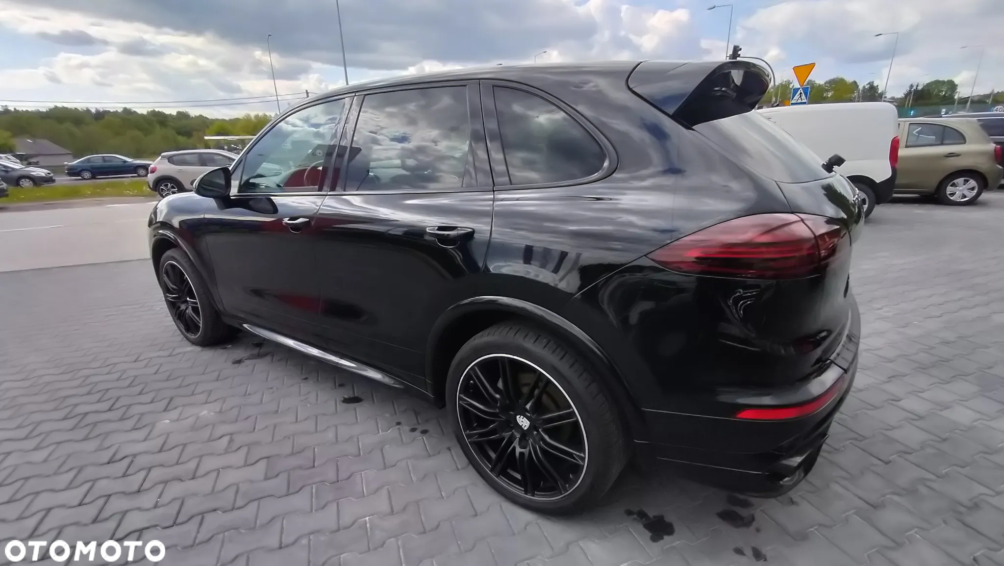 Porsche Cayenne Diesel Platinum Edition - 10