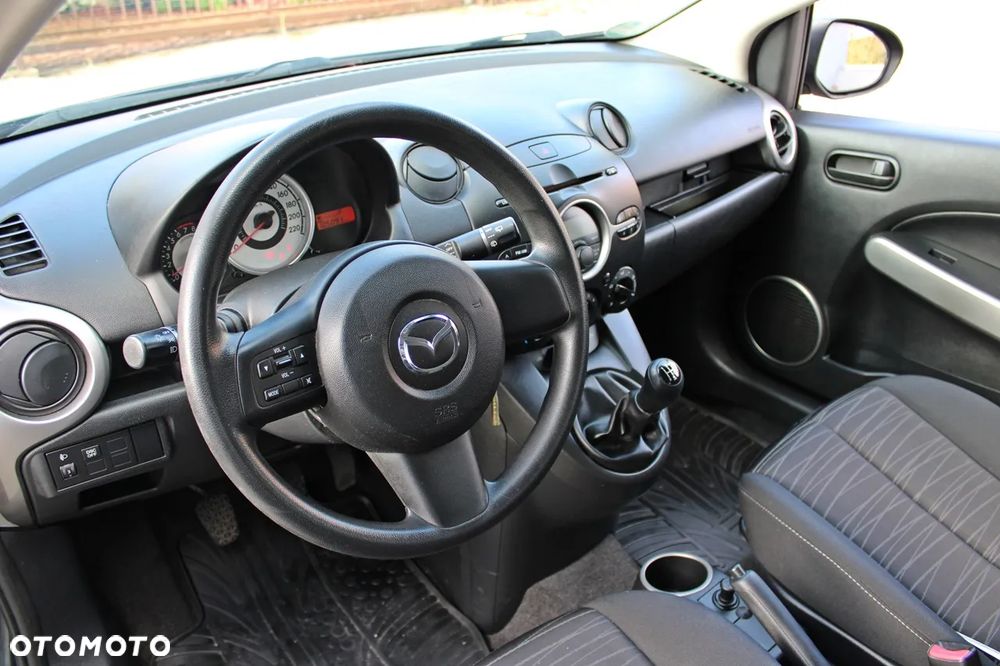 Mazda 2 1.3 MZR Active - 18