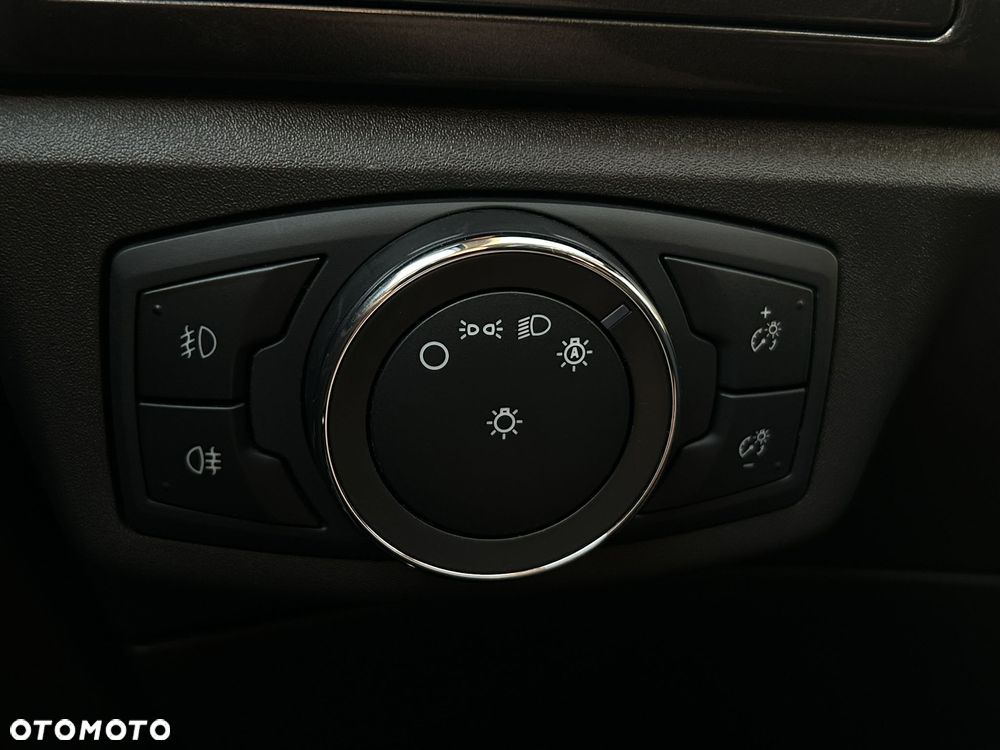 Ford Mondeo SW 2.0 EcoBlue Titanium - 34