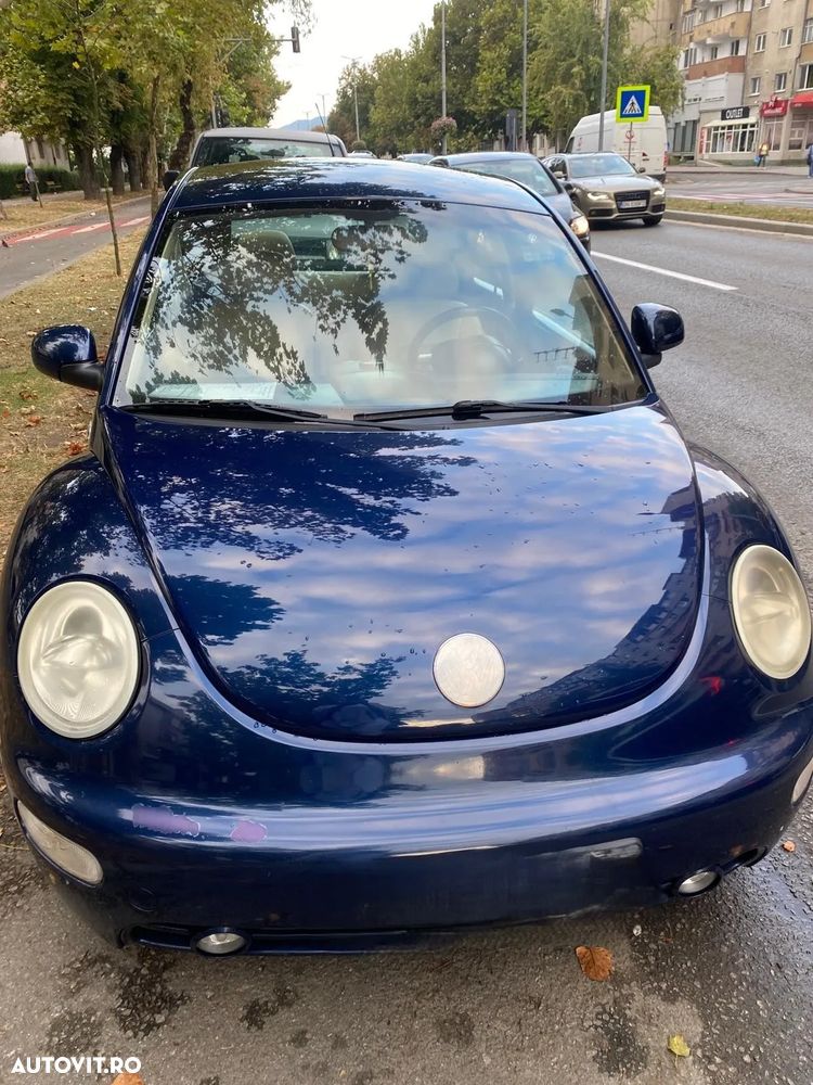 Volkswagen New Beetle - 2
