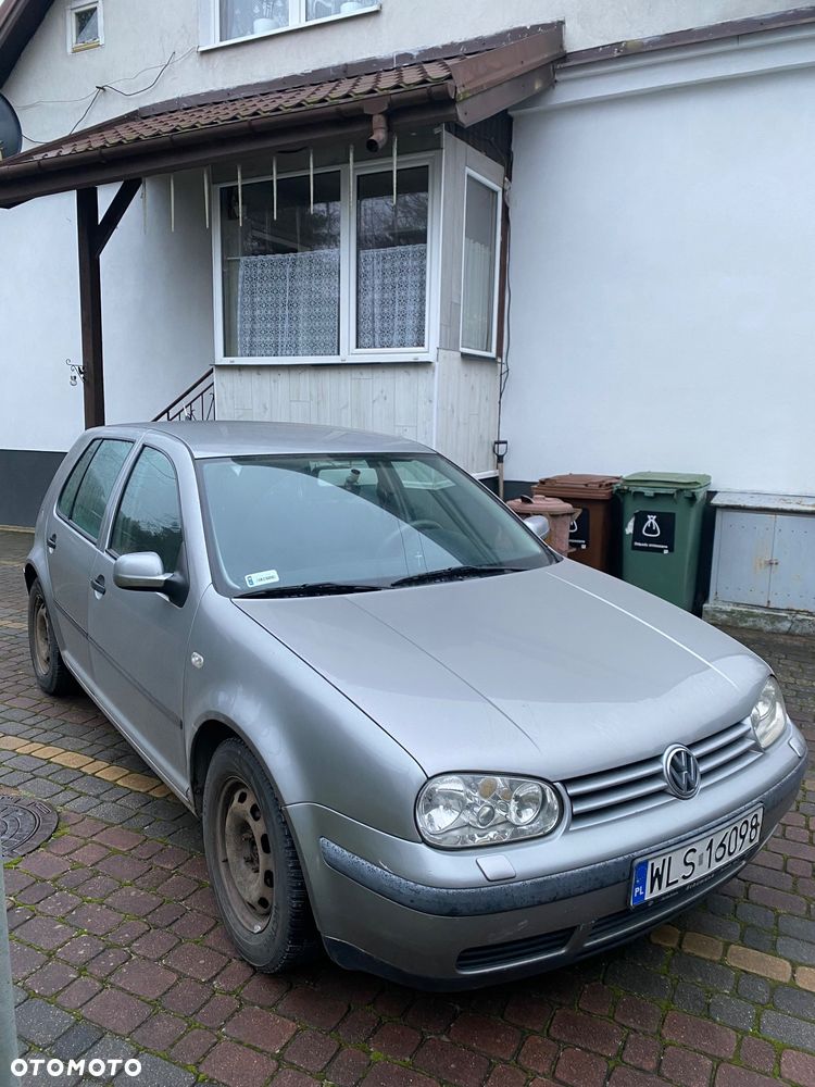 Volkswagen Golf 1.6 Basis - 3