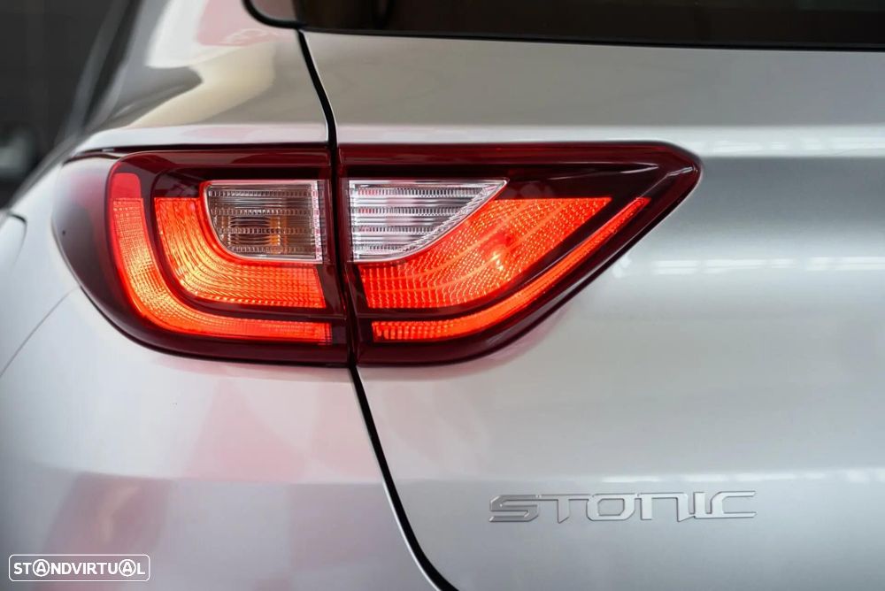 Kia Stonic 1.2 MPi Vibe - 13