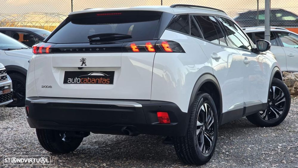 Peugeot 2008 1.2 PureTech Allure Pack - 3