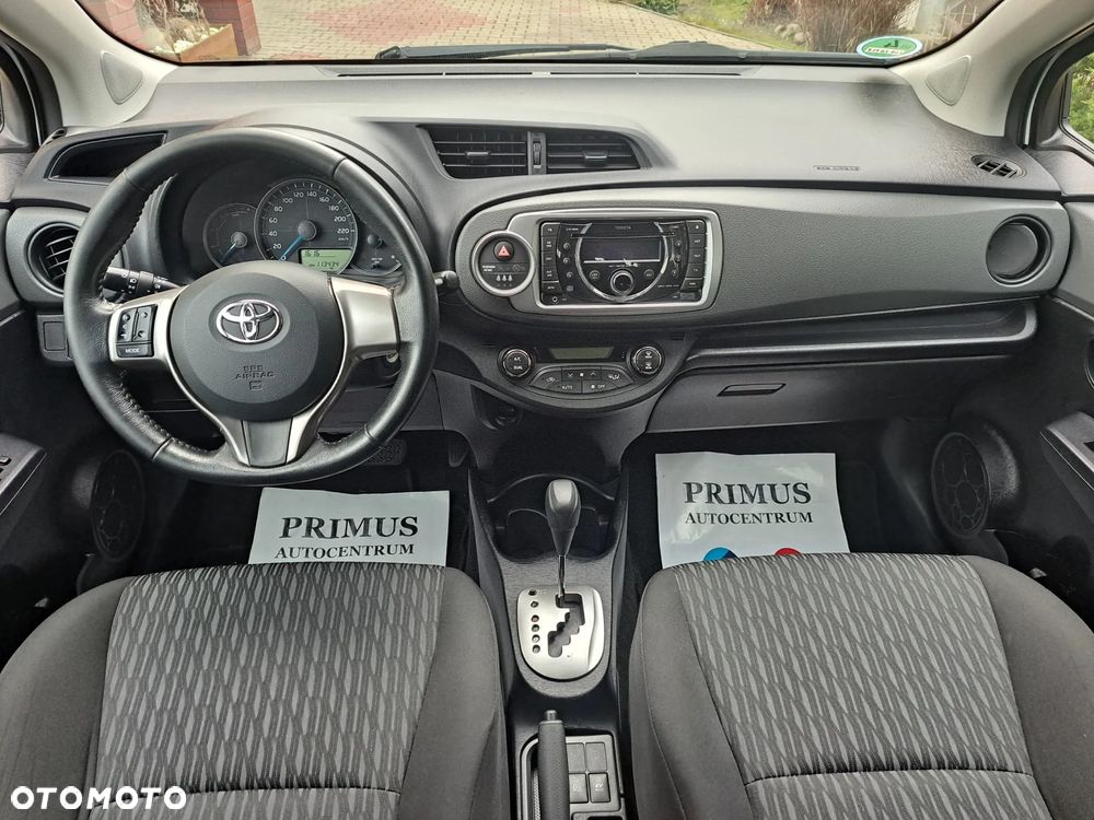 Toyota Yaris - 15
