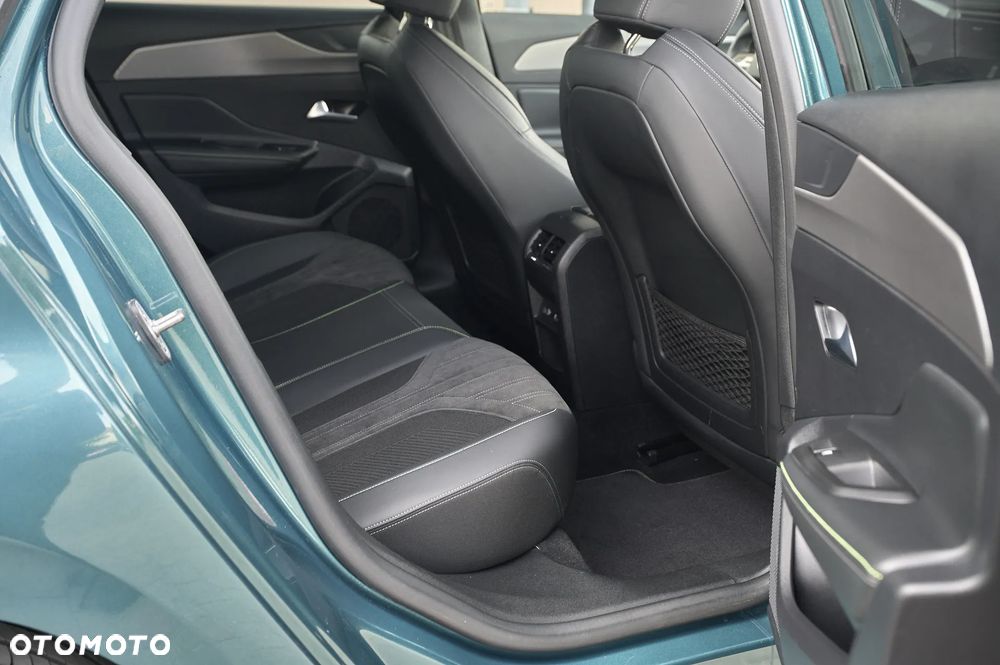 Peugeot 308 BlueHDi 130 EAT8 GT - 30