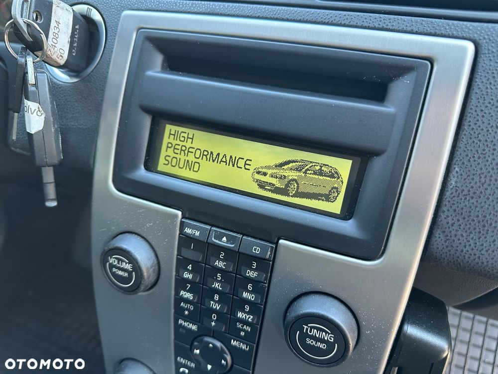 Volvo V50 2.4i Momentum - 24