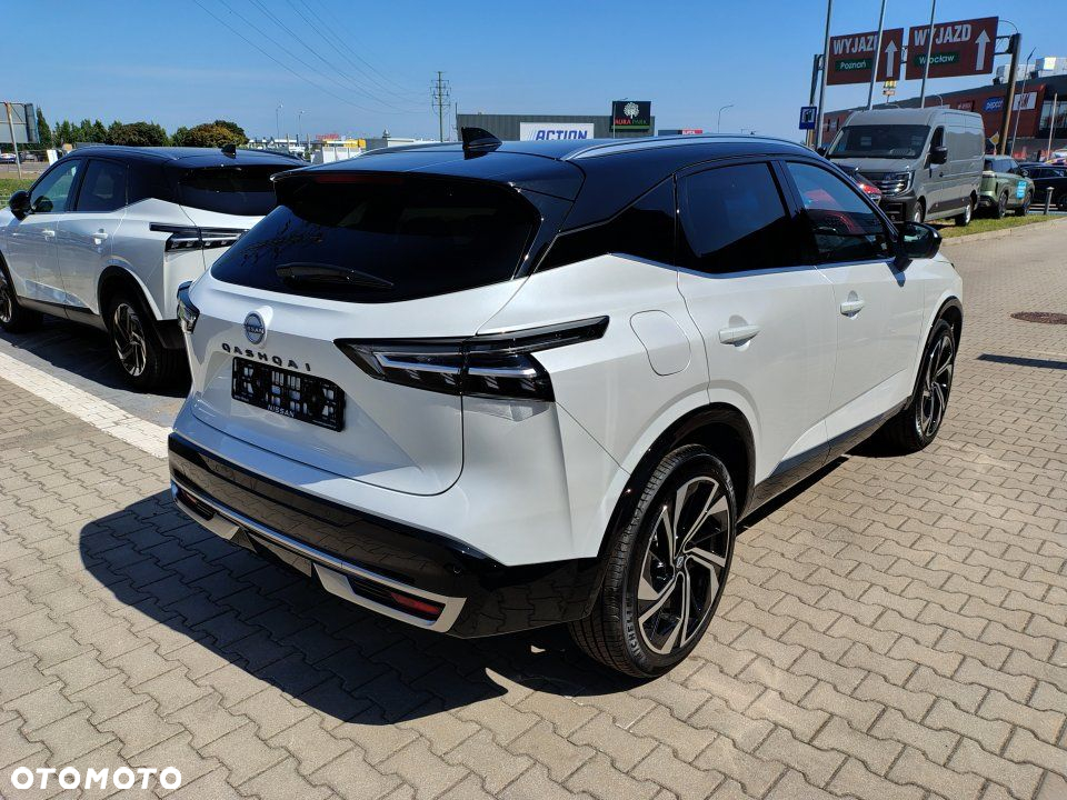 Nissan Qashqai - 4