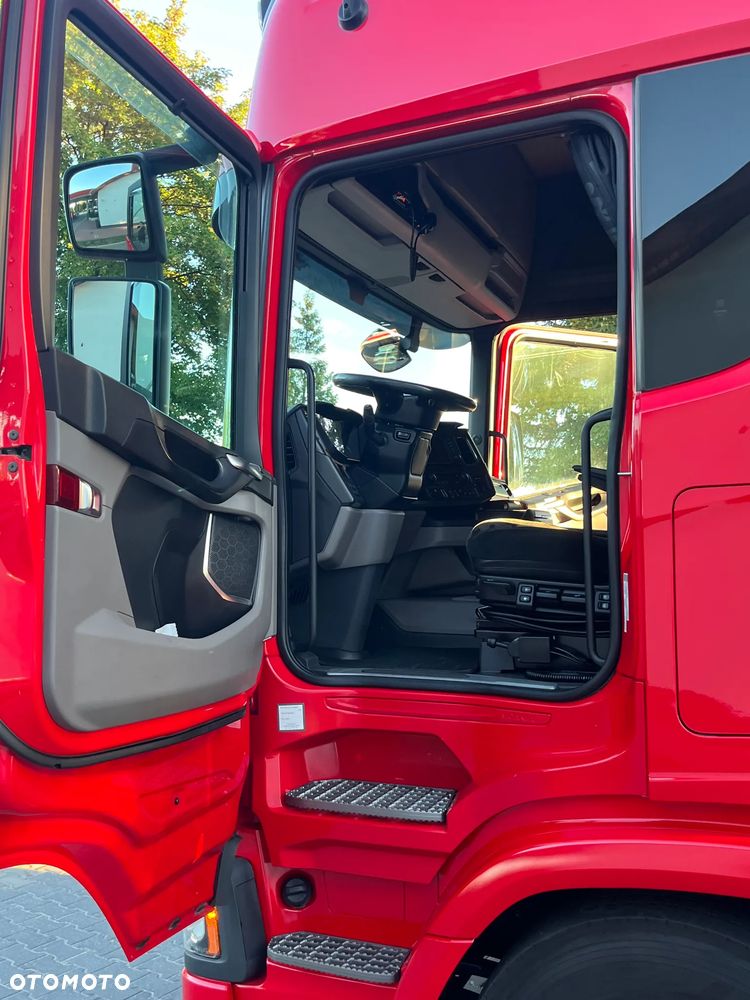 Scania Scania R450//BOGATA WERSJA//FULL AIR//RETARDER//KLIMA//NAWIGACJA//RADAR//FULL LED//HYDRAULIKA//PRZÓD/TYŁ NA PODUSZKACH - 12