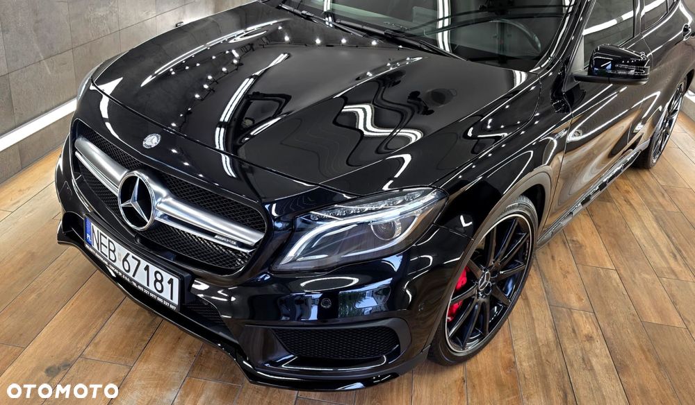Mercedes-Benz GLA AMG 45 4-Matic - 4
