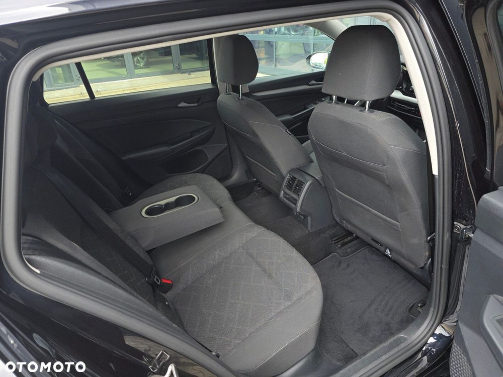 Volkswagen Golf 1.0 eTSI Life DSG - 12
