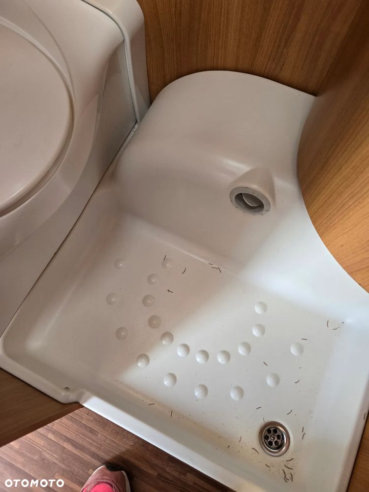 Burstner 490 Klimatyzacja Tapczany salonka przyczepa kempingowa zarejestrowana hobby dostawa - 13