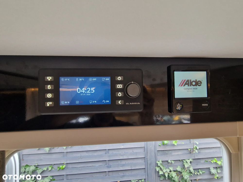 Adria Adora SEINE - 11