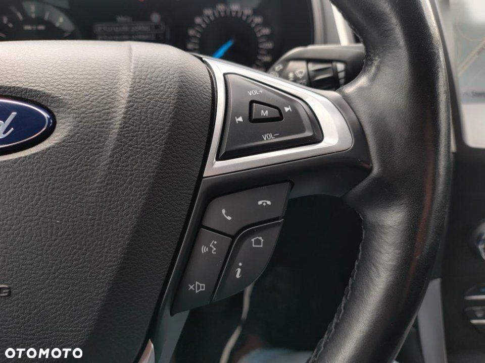Ford S-Max - 21