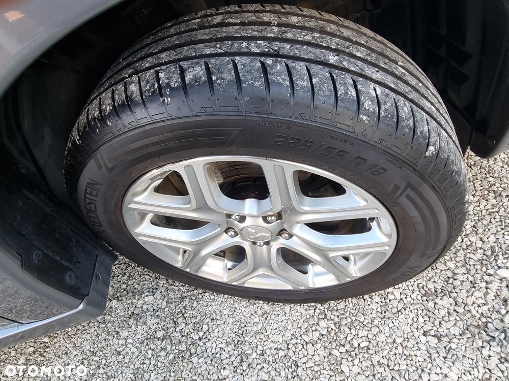 Mitsubishi Outlander 2.0 4WD Top - 32