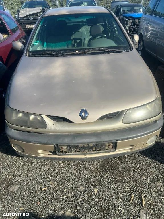Dezmembrez Renault Laguna 2000 HATCHBACK 1.6i, COD MOTOR :K4M-F7-20 - 1