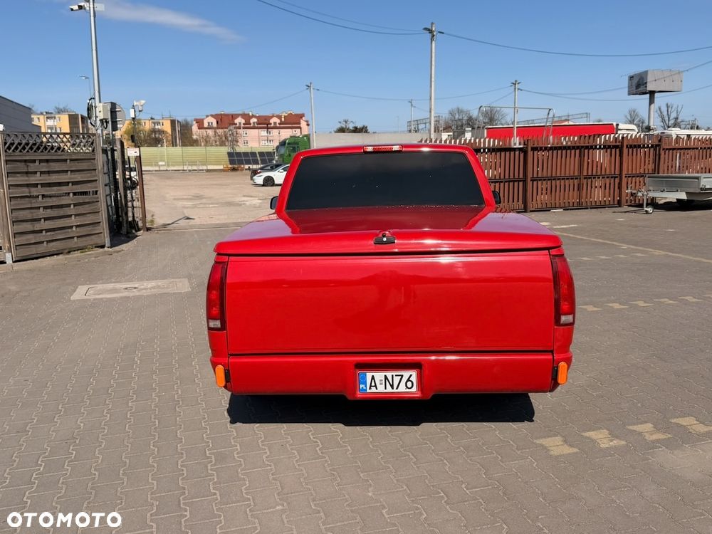 Chevrolet Silverado - 5
