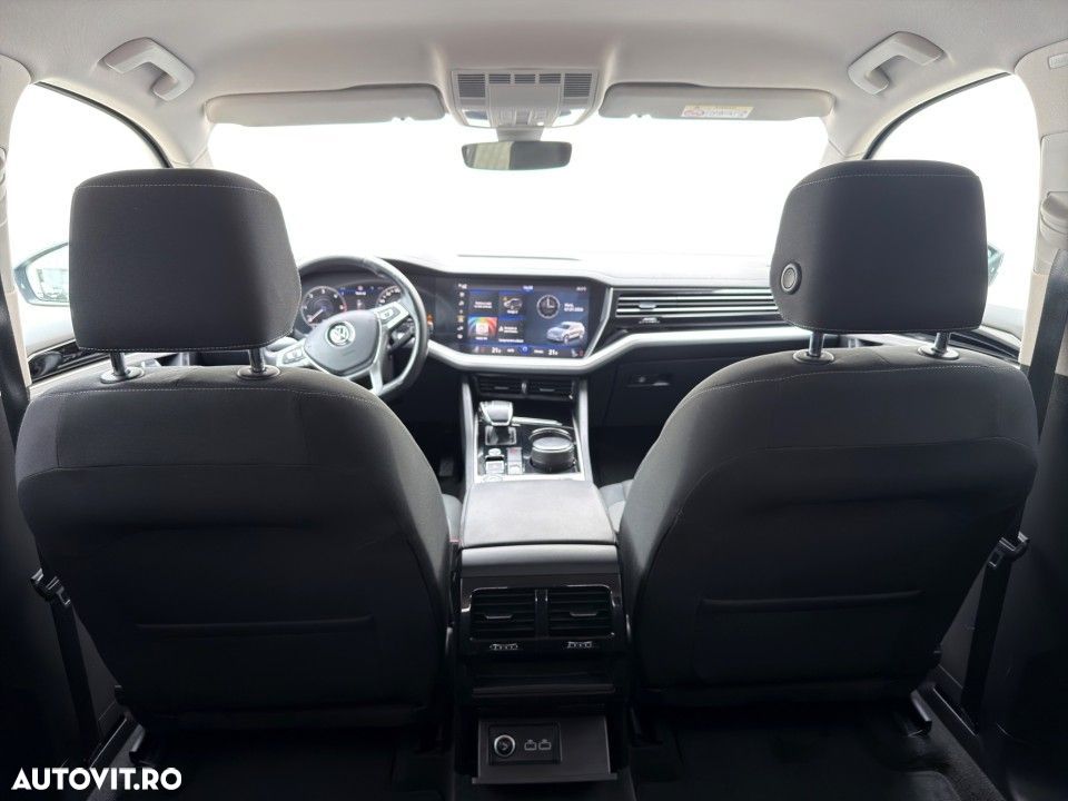 Volkswagen Touareg - 20