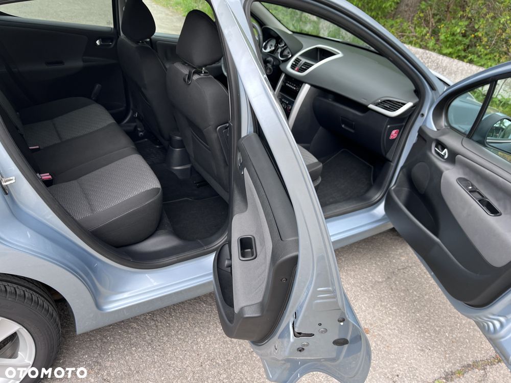 Peugeot 207 95 VTi Premium - 17