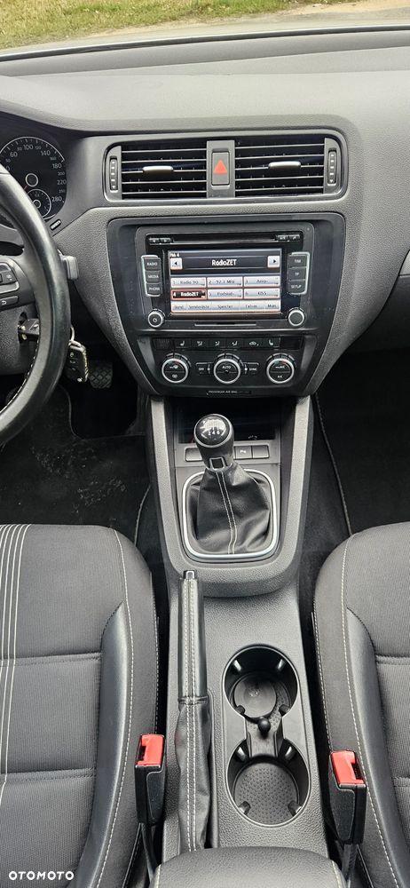 Volkswagen Jetta 1.4 TSI Match - 14