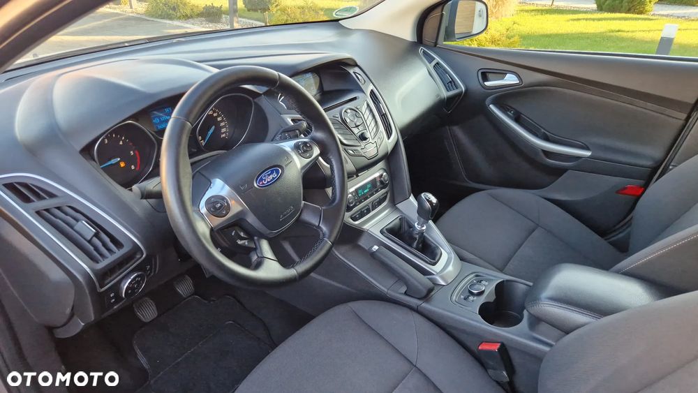 Ford Focus 1.6 TDCi DPF Titanium - 10
