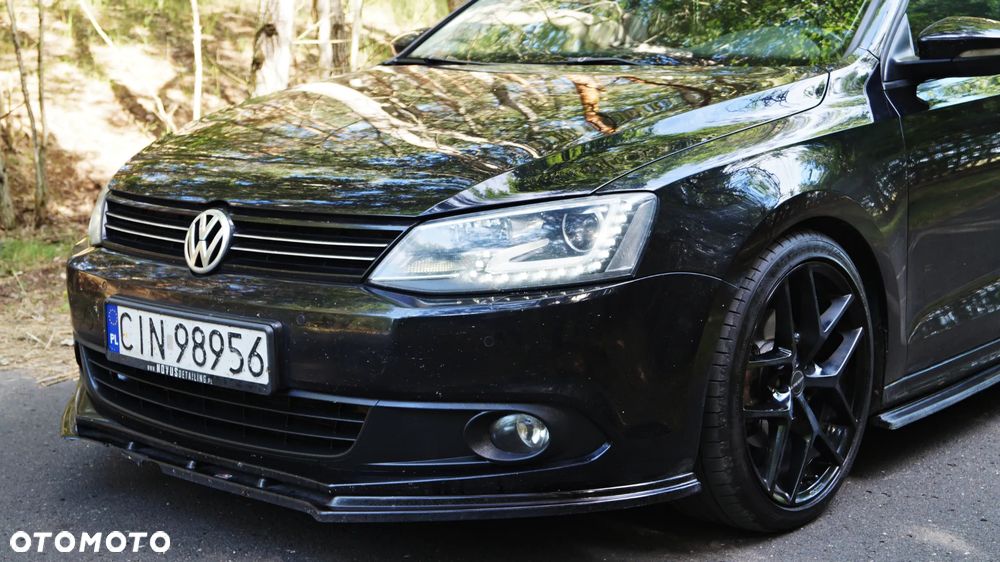 Volkswagen Jetta 1.6 TDI Comfortline - 6