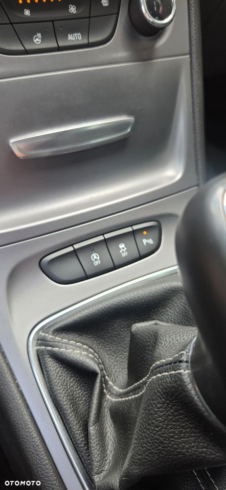 Opel Astra 1.6 D Start/Stop Edition - 31