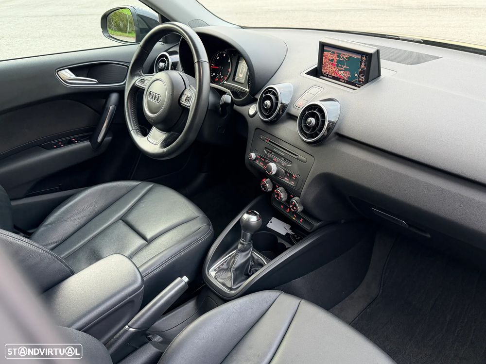 Audi A1 Sportback 1.6 TDI S tronic Ambition - 23