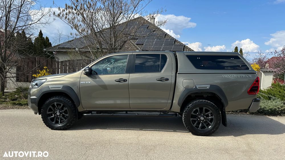 Toyota Hilux 2.8D 204CP 4x4 Double Cab AT Invincible Color Edition - 3