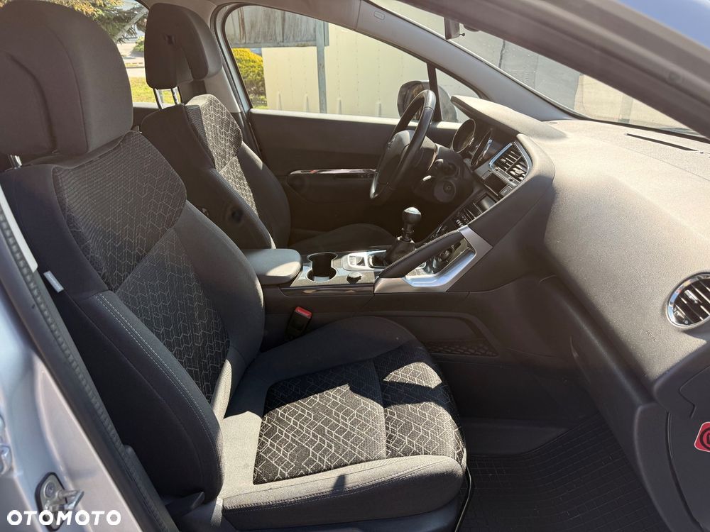 Peugeot 3008 HDi 115 Access - 8