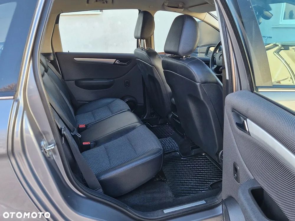 Mercedes-Benz Klasa B 180 CDI - 10