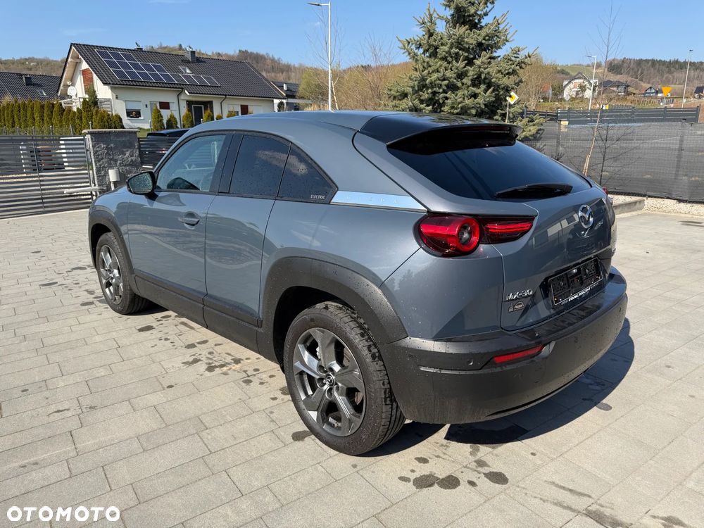 Mazda MX-30 e-SKYACTIV - 6