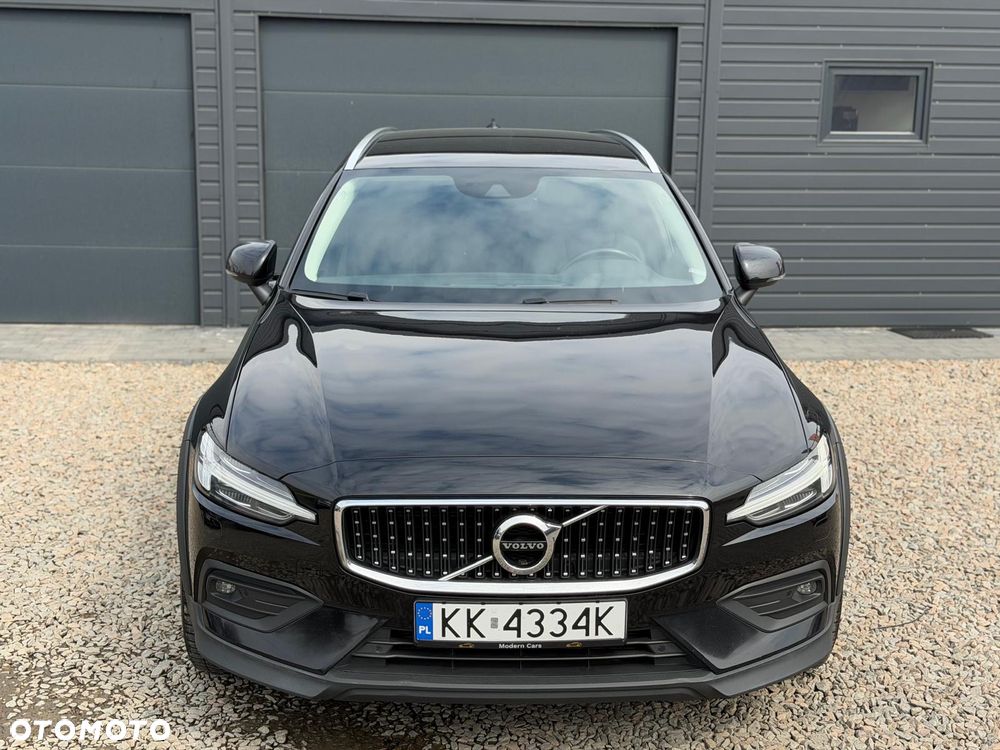 Volvo V60 Cross Country B4 D AWD Geartronic Pro - 5