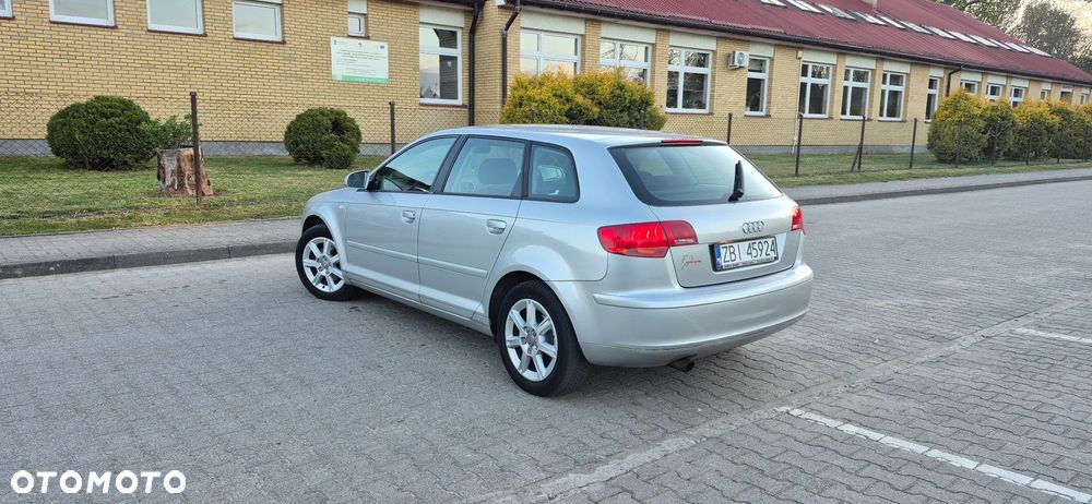 Audi A3 Sportback 1.6 Ambition - 6