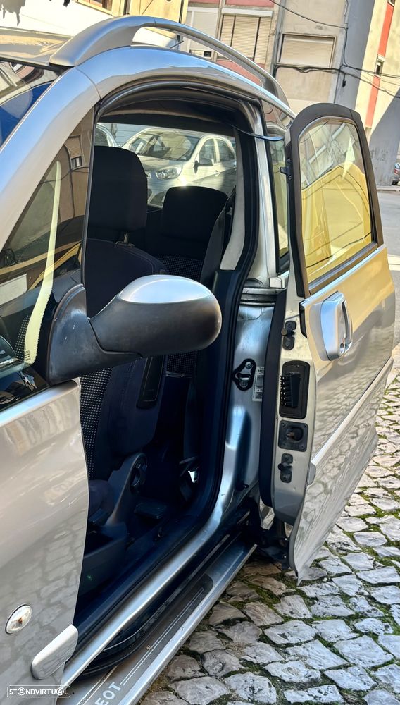 Peugeot 1007 1.4 HDi Sporty - 18