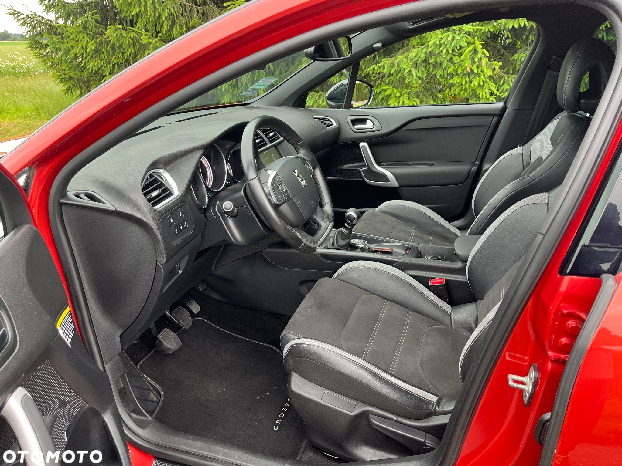 DS Automobiles DS 4 Crossback - 10