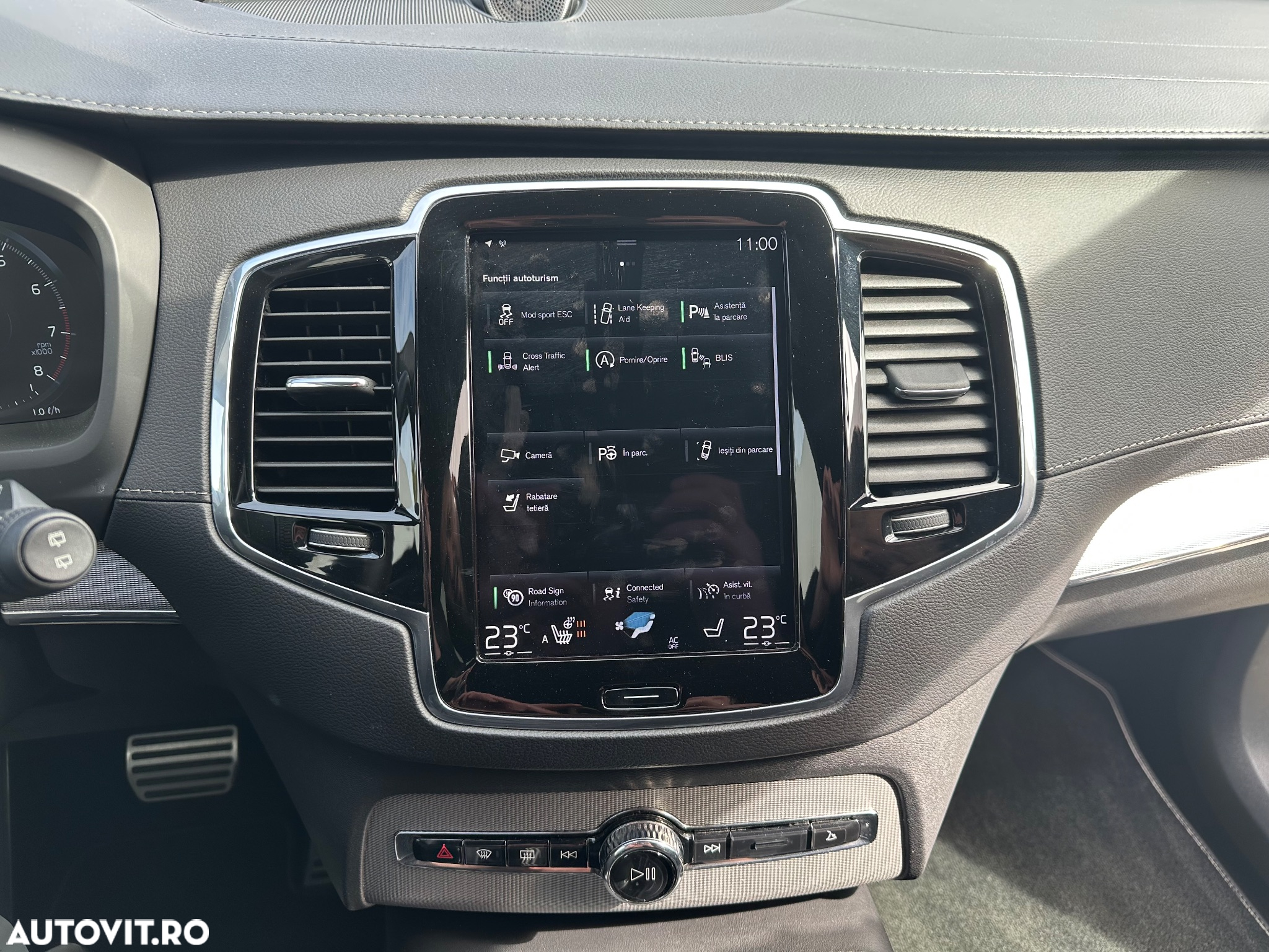 Volvo XC 90 T6 AWD Geartronic RDesign - 14