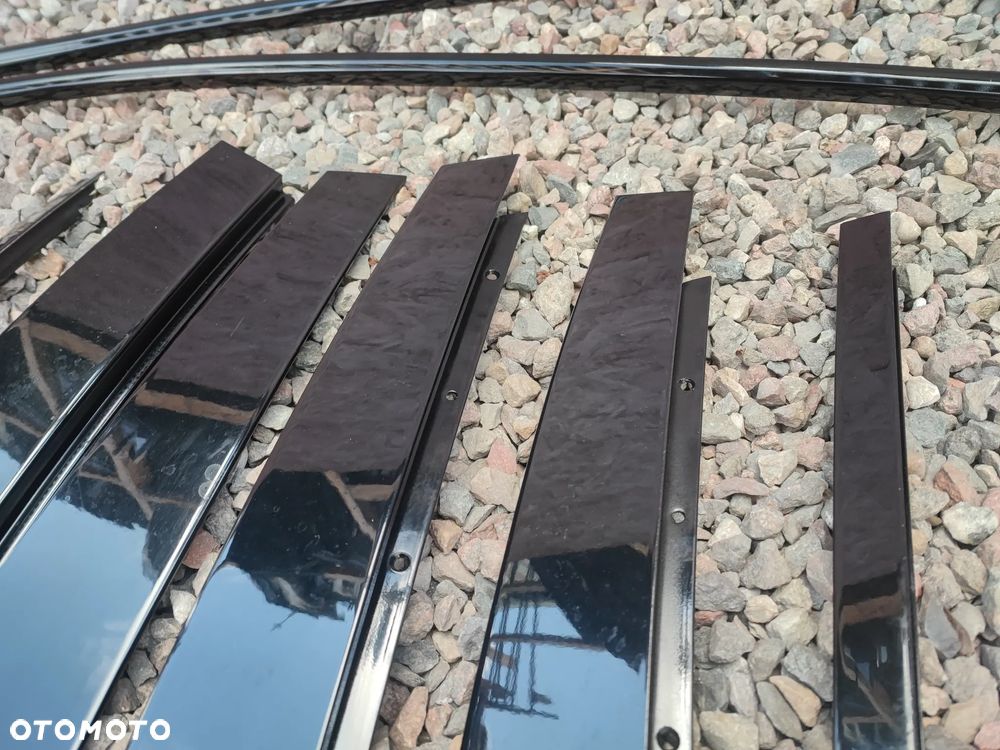 BMW E46 SEDAN ORYGINALNY KOMPLETNY KOMPLET LISTEW OZDOBNYCH SCHADOW-LINE / CZARNY WYSOKI POŁYSK / GLANZSCHWARZ M-PAKIET W DOBRYM STANIE O NR. 51 13 2 695 281 / 51 13 2 695 282 / 51 34 2 695 290 / 51 34 2 695 289 / 51 33 2 695 284 OEM W DOBRYM STANIE - 26