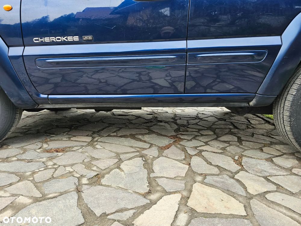 Jeep Cherokee 2.8L CRD Limited - 11