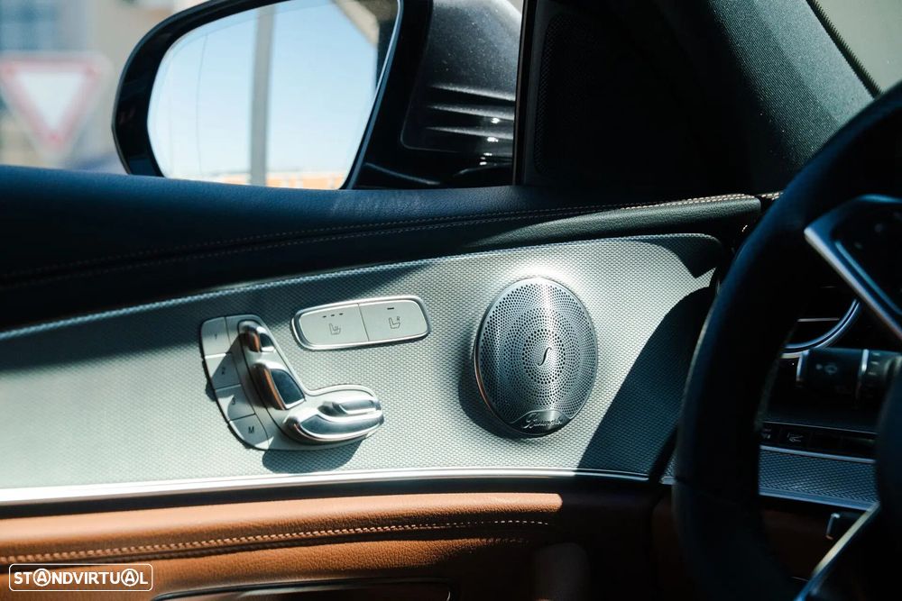 Mercedes-Benz E 350 D AMG - 13