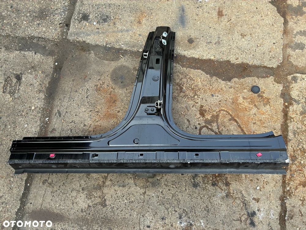 Kia Sorento IV 4  2020-2026 prog slupek poszycie lewy lewa strona