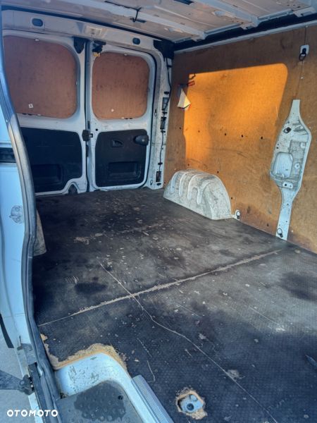 Renault TRAFIC  L2 H1 - 16