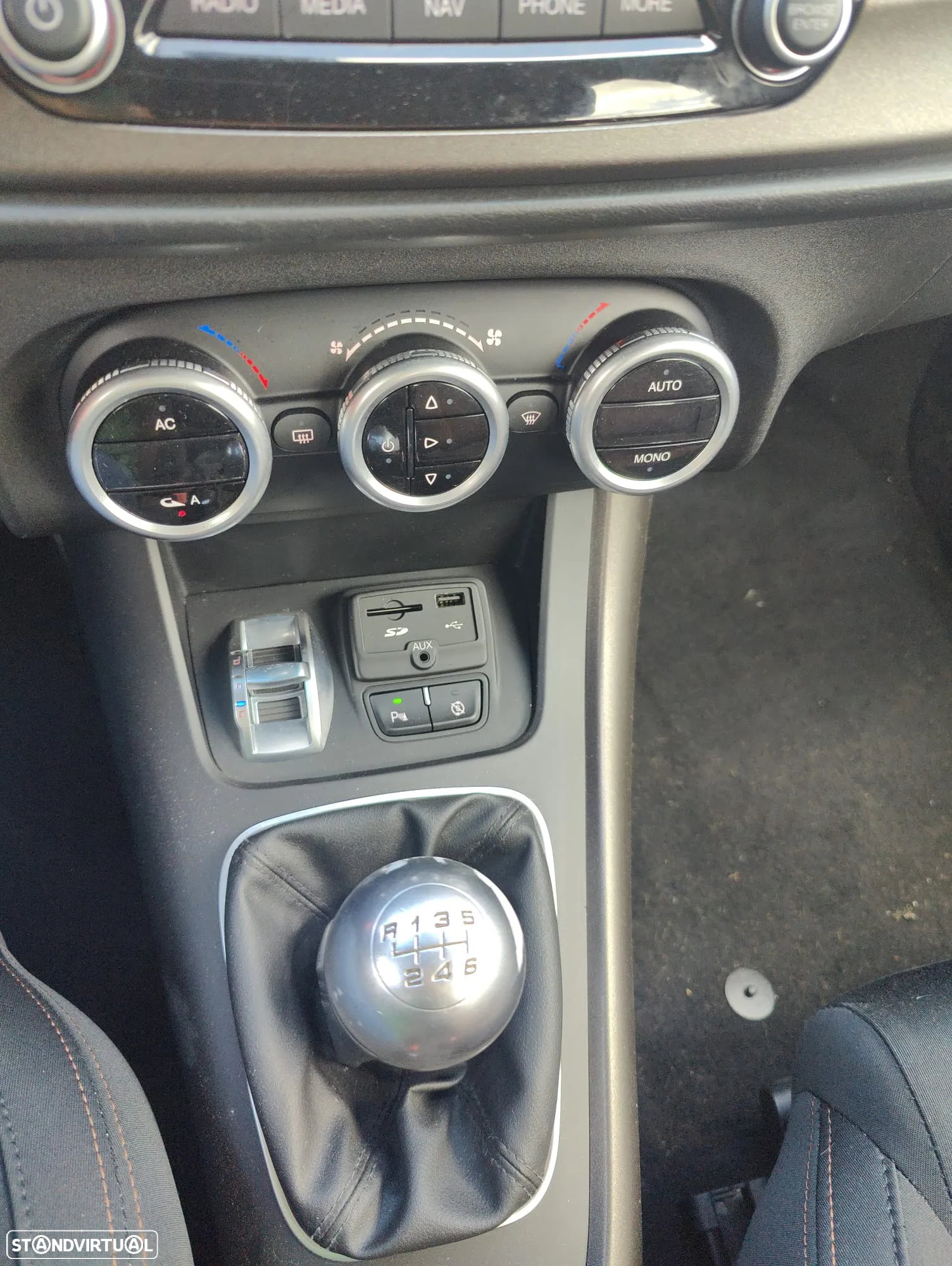 Alfa Romeo Giulietta 1.6 JTDM 16V Business - 9