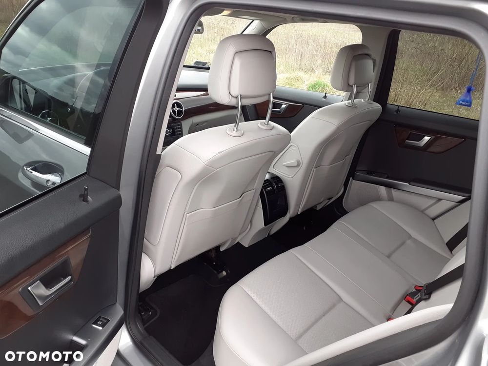Mercedes-Benz GLK - 9