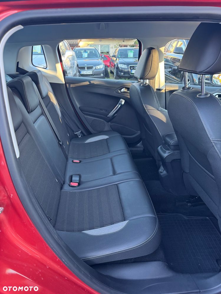 Peugeot 2008 PureTech 110 Style - 11