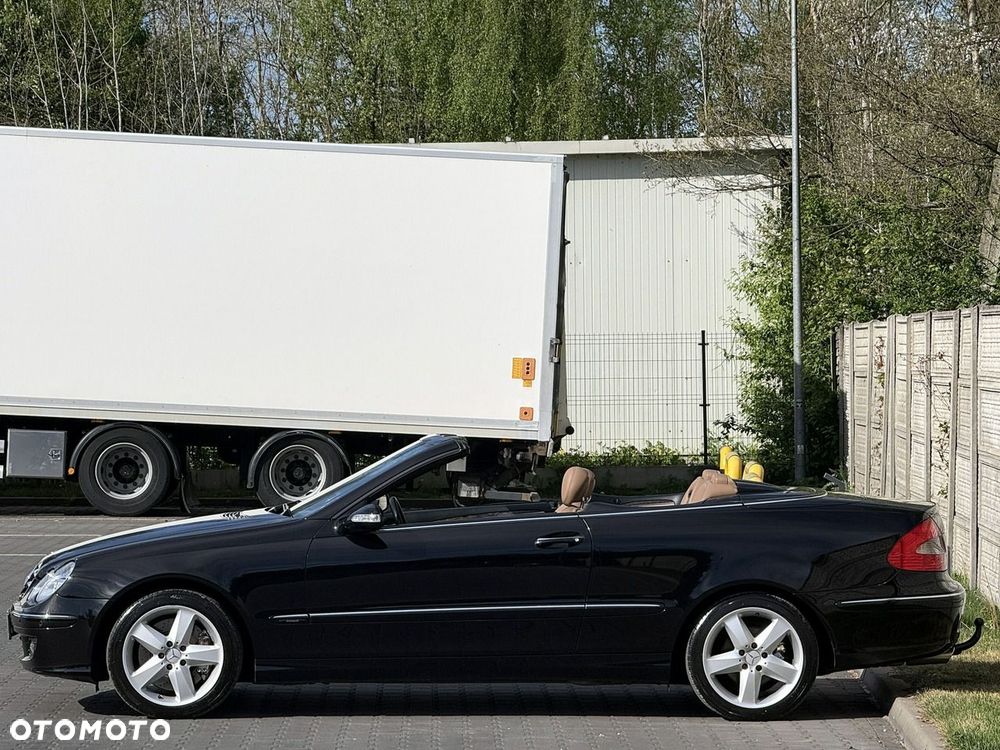Mercedes-Benz CLK 350 Avantgarde - 27