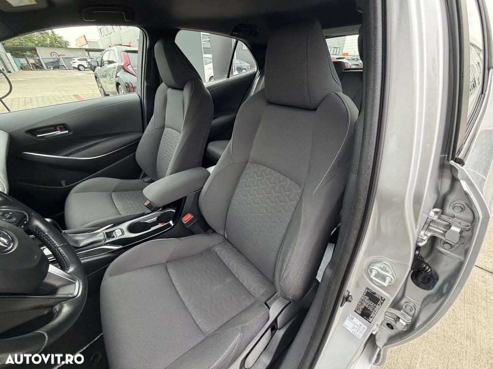 Toyota Corolla 1.8 HSD Dynamic - 14